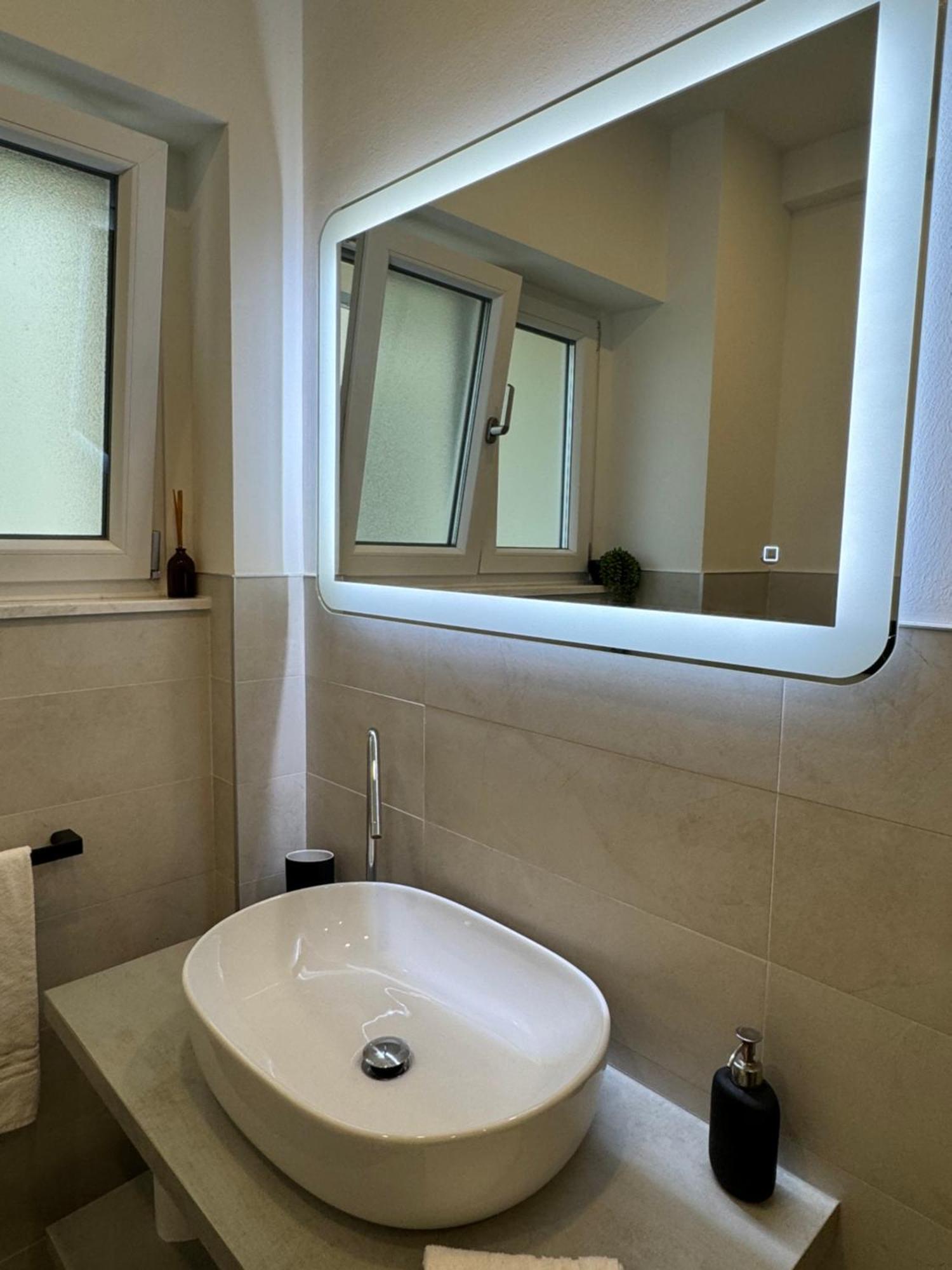 Maison Floran Appartamento In Centro A Триест Екстериор снимка