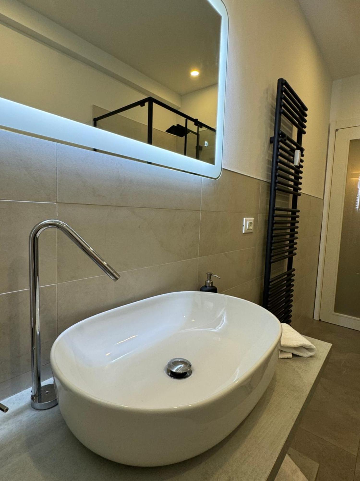 Maison Floran Appartamento In Centro A Триест Екстериор снимка